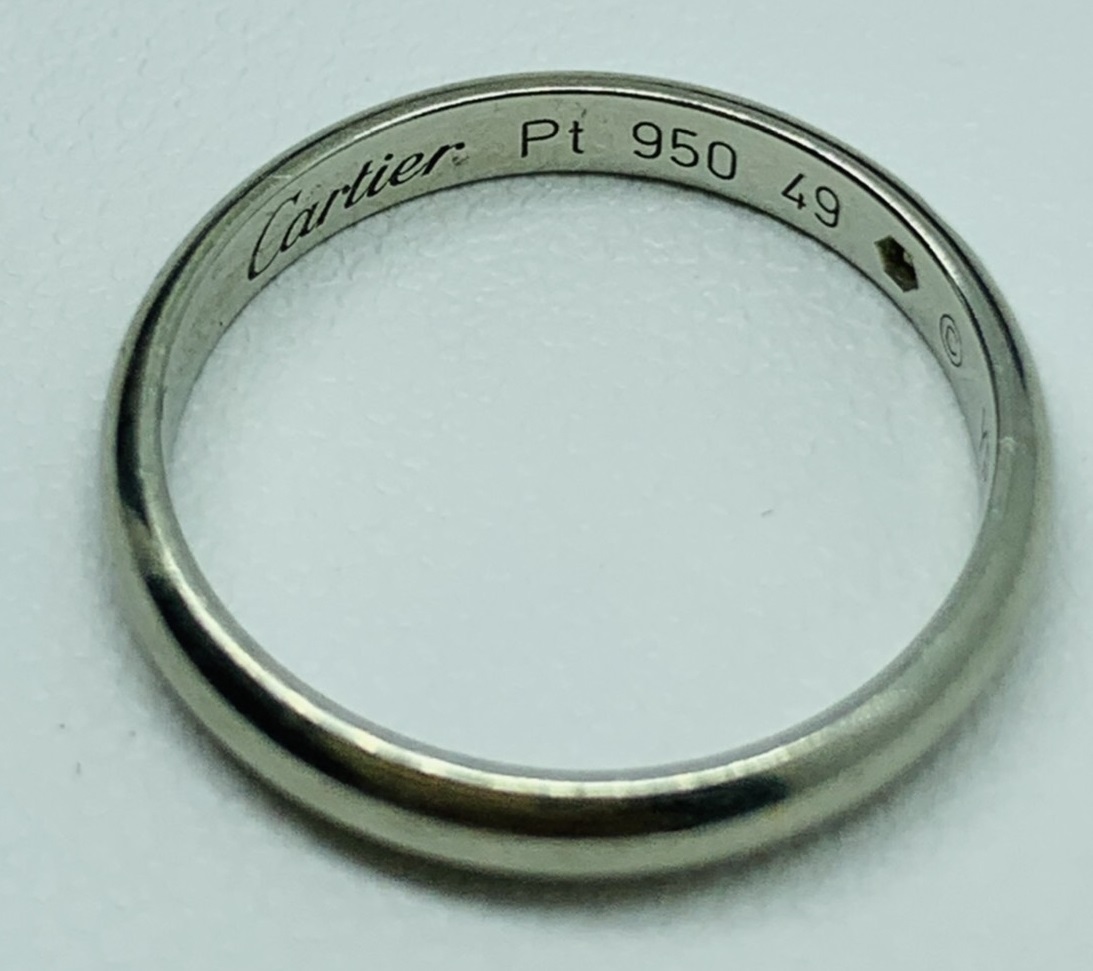 รับซื้อCartier platinum 1895 wedding band